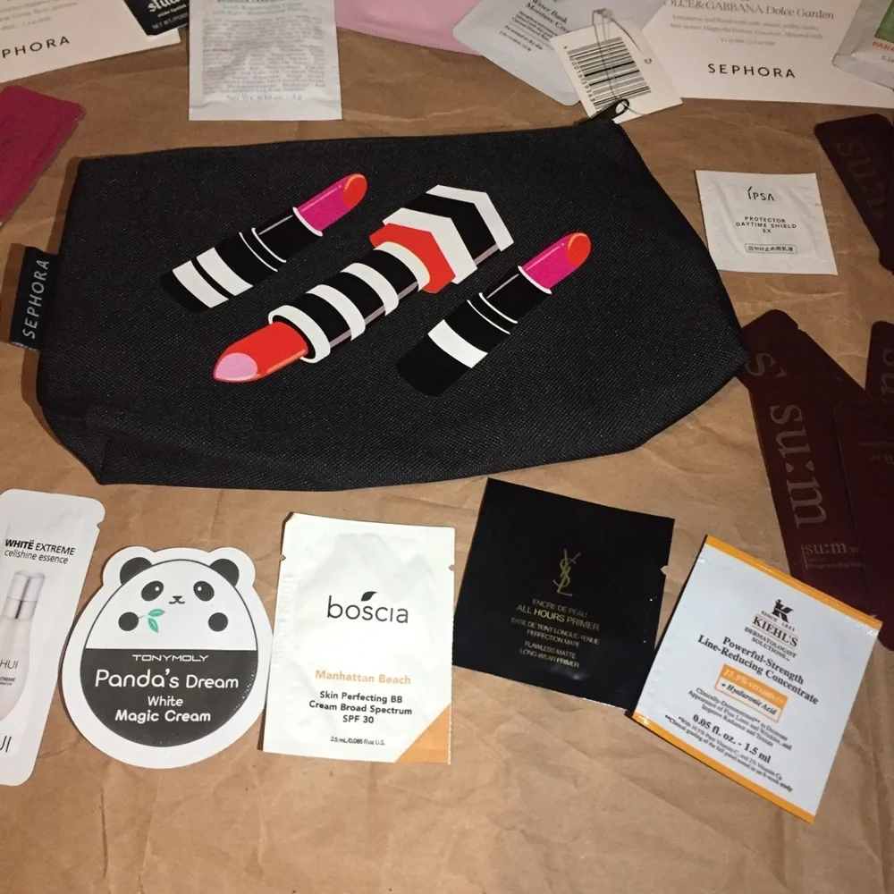 37 pcs beauty samples & Sephora makeup bag
